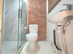 Photo 6- click for photo gallery